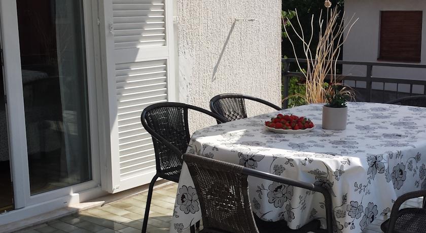 Apartments Boglic أوماغ الغرفة الصورة